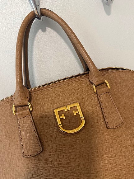 Furla nahkalaukku ruskea naiset