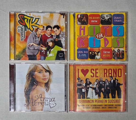 CD-levypaketti: SJK Santa Justa Klan, Hits for Kids, Anna Abreu, I Love Serrano
