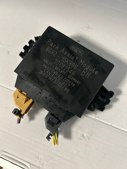 Volvo S80 mk2 Parkkitutkien ohjainyksikkö
