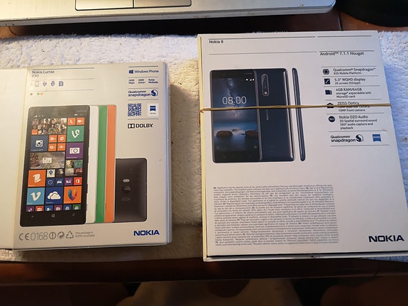 Nokia 8 sekä Nokia Lumia 930