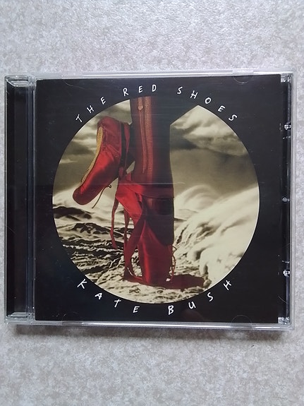 Kate Bush - The red shoes (2011)