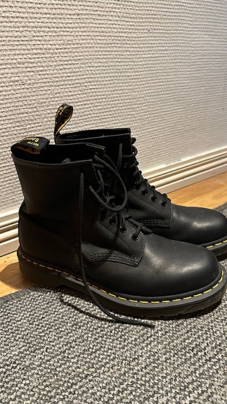 Dr. Martens miesten maiharit koko 42
