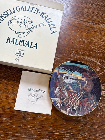 Arabia Akseli Gallen-Kallela Kalevala 4 seinälautanen