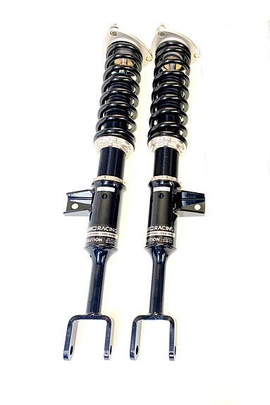 Myydään paketissa BC Racing BR sarja BMW 5-sarja G31 touring 2wd pelkkä etupää