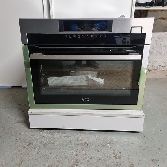 AEG kompaktiuuni rosteri KSE78222