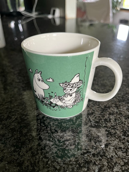 Ongella vihreä muumimuki