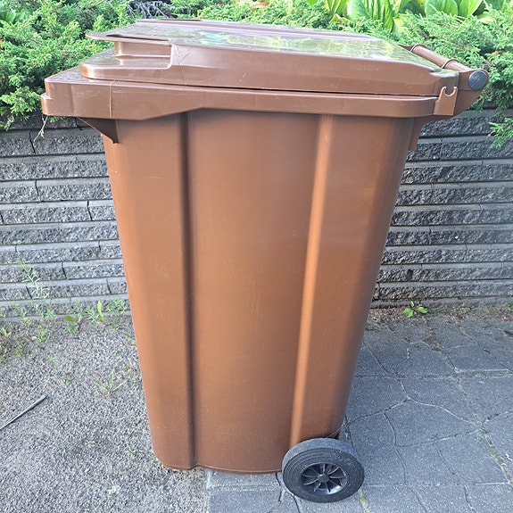 Jäteastia Helesi ruskea 240L