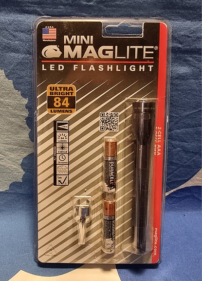 MINI MAGLITE led flashlight (uusi, käyttämätön)