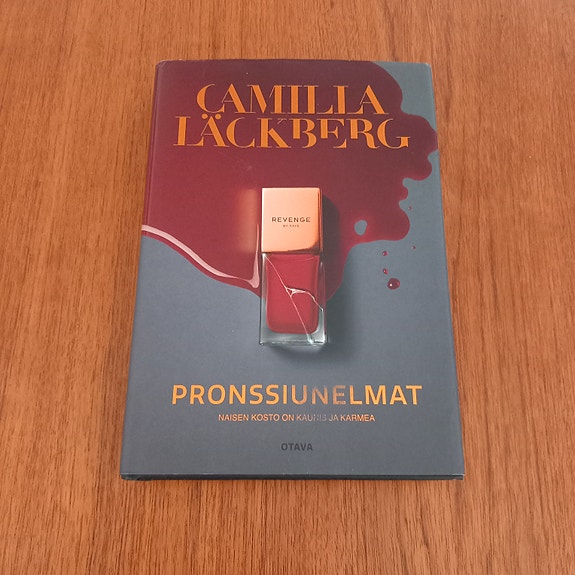 Pronssiunelmat / Camilla Läckberg