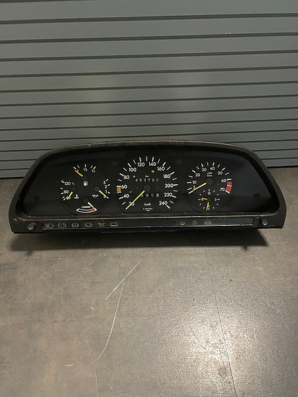 Mercedes-Benz S W126 bensa automaatin mittaristo