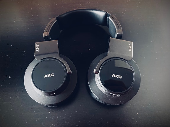 AKG K845 Kuulokkeet (Bluetooth + 3,5mm liitäntä)