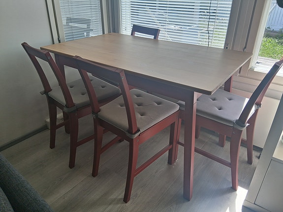 Ikea Pinntorp ruokailuryhmä