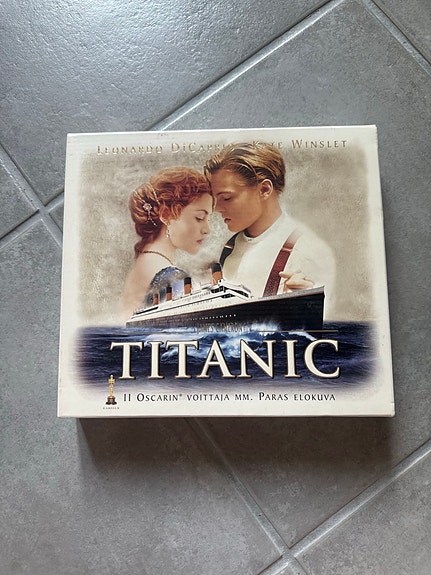 Titanic elokuvan keräily paketti