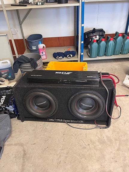 Järeä 2x12” subbarisetti vahvarin kanssa
