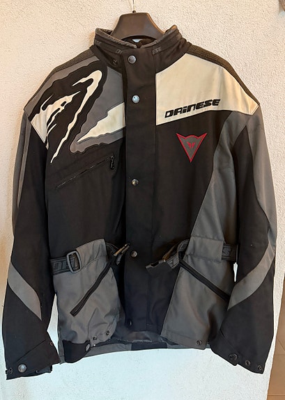 Dainese Gore-Tex / Cordura ajopuku, takki + housut, koko 56