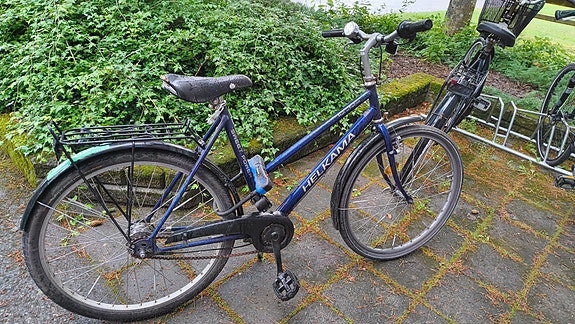Helkama naisten hybridipyörä 26" sininen