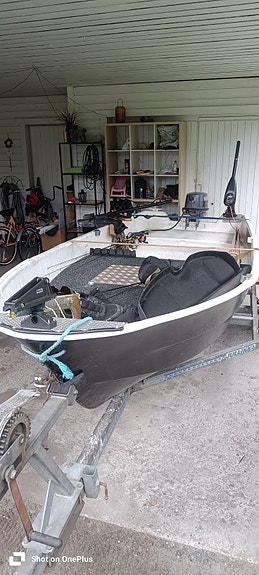 Yamaha 5 hv perämoottori ja pieni vene