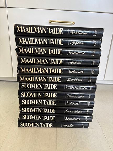 Maailman taide ja Suomen taide -kirjasarjat 12 osaa