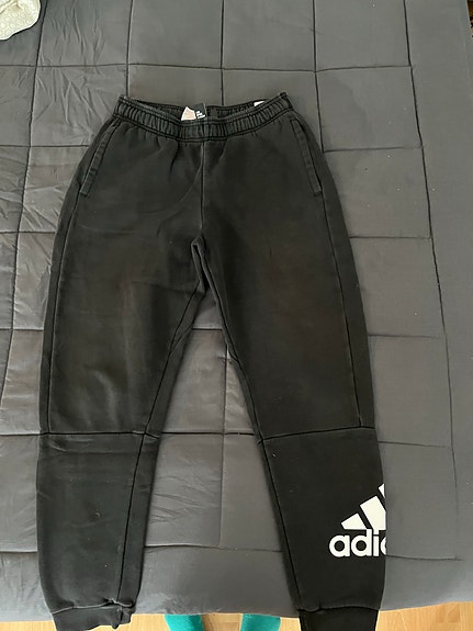 Adidas collegehousut