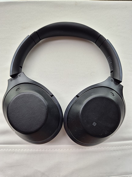 Sony MDR-1000X bluetooth-vastamelukuulokkeet