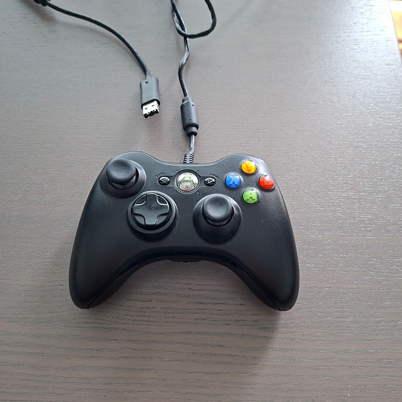 Xbox 360 USB-ohjain, musta
