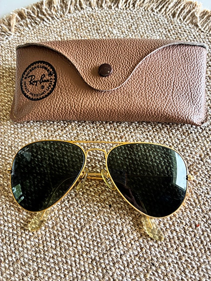 Tyylikkäät RayBan Aviator -lasit