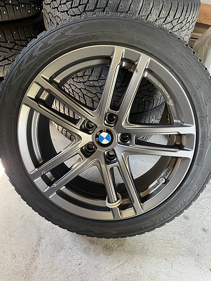 BMW/ Rial X10 17" kitkarenkailla