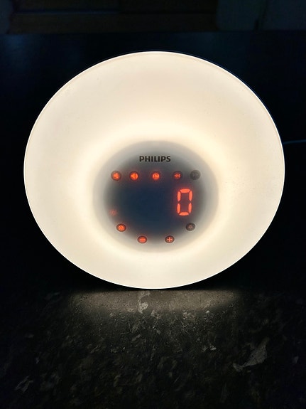Philips kirkasvalolamppu ja herätyskello + radio