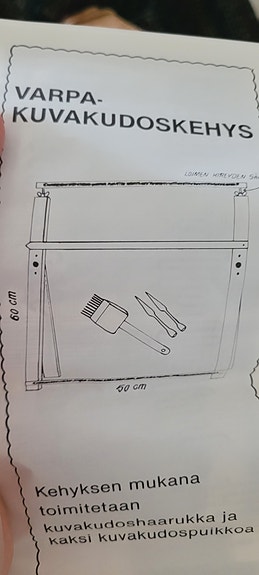 Kuvakudoskehys + välineet, Varpapuu