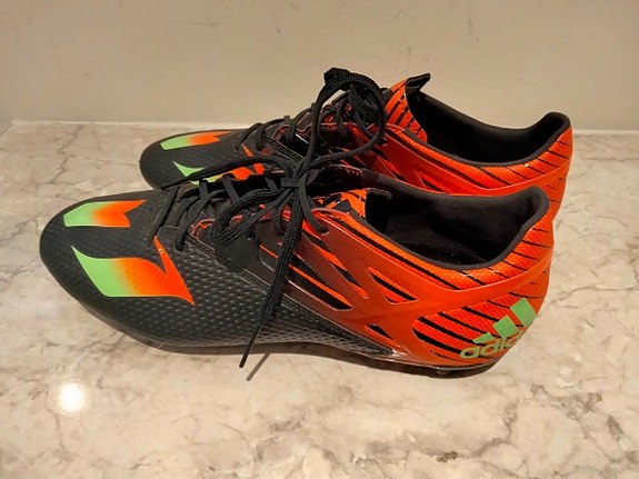 Adidas Messi jalkapallokengät 43 1/3