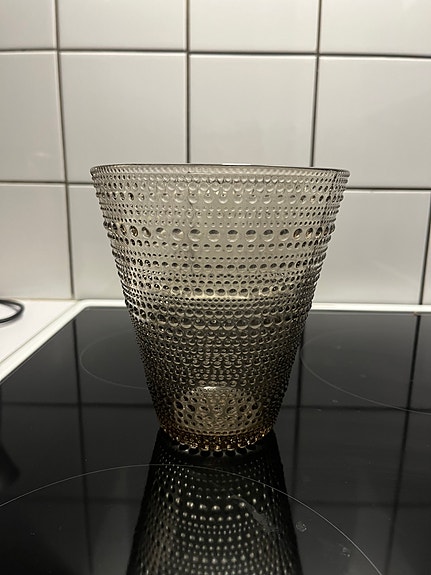 Pellava kastehelmi maljakko
