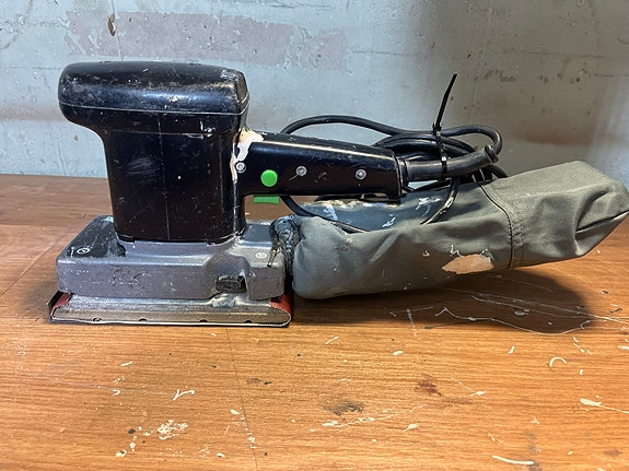 Festo RS 3 tasohiomakone pölypussilla