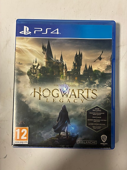 Hogwarts Legacy PS4 - Peli hyvässä kunnossa, kotelossa pieni vaurio
