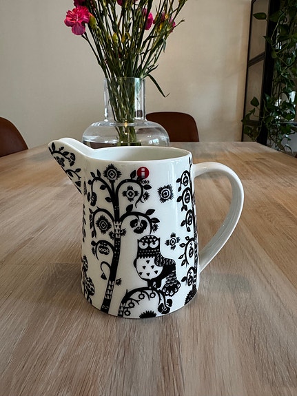 Iittala Taika kaadin mustavalkoinen