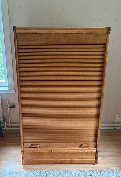 BOKNÄS rulokaappi