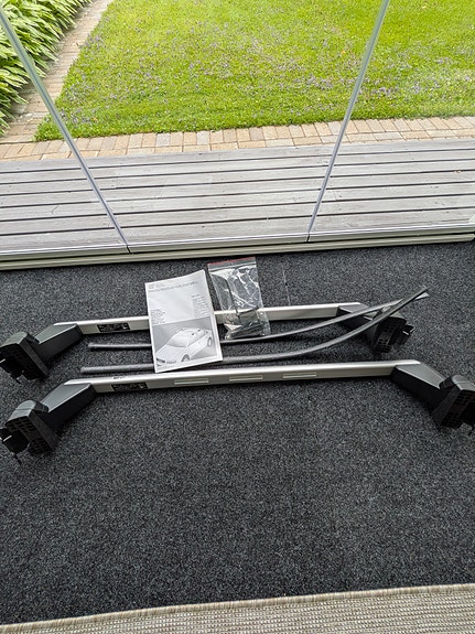 Audi kattotelineet A4