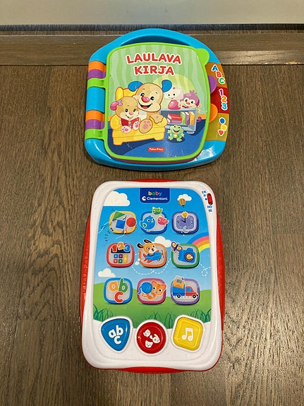 Fisher-Price laulava kirja ja interaktiivinen lelu