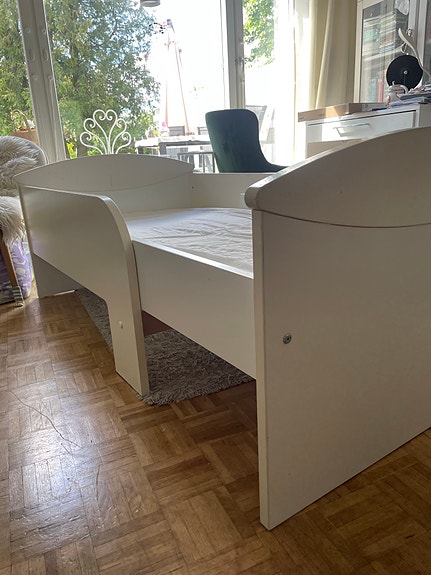 Lasten jatkettava sänky