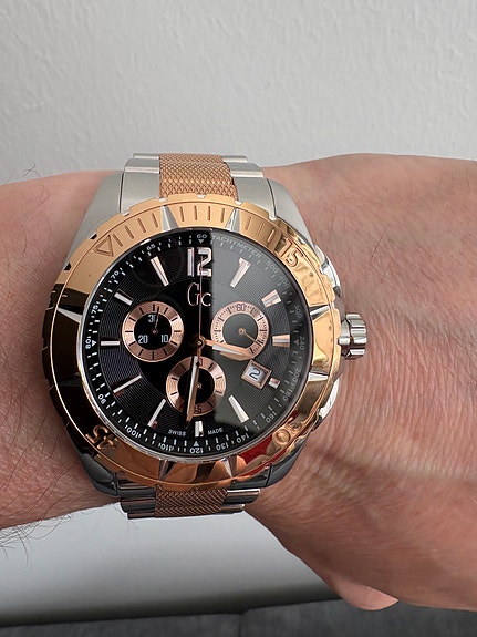 Rannekello Guess (GC)