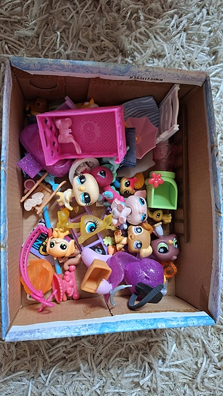 Littlest Pet Shop lelut ja leikkisetti
