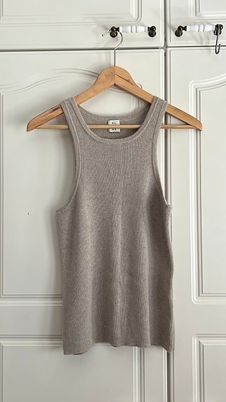Hihaton neule Almada Label
