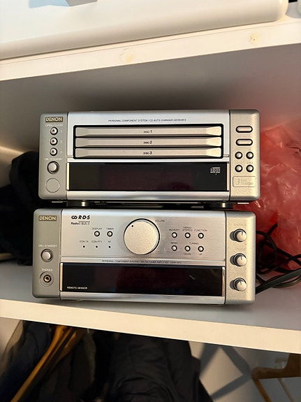 Denon vahvistin ja CD soitin