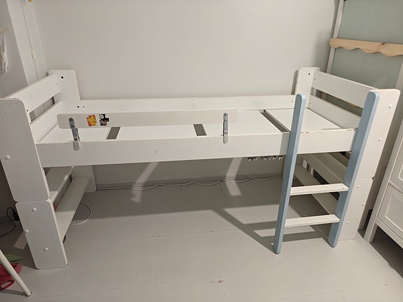 Unipuu pikkuparvi + turvalaita