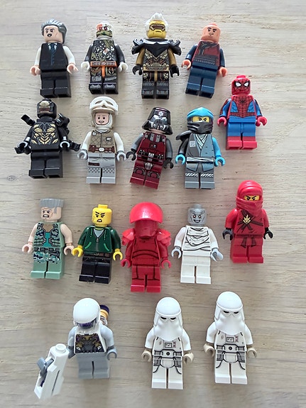 Lego Figuurit 4.
