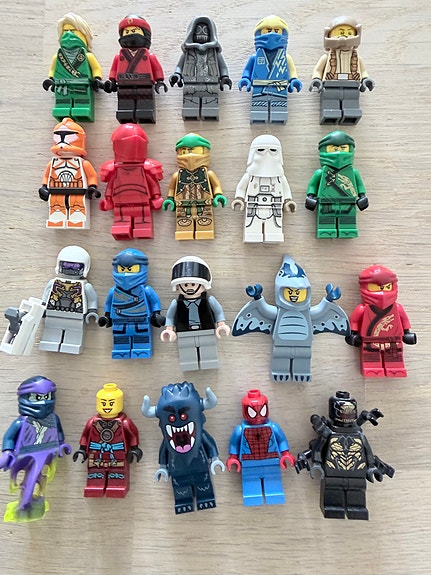 Lego Figuurit 6.
