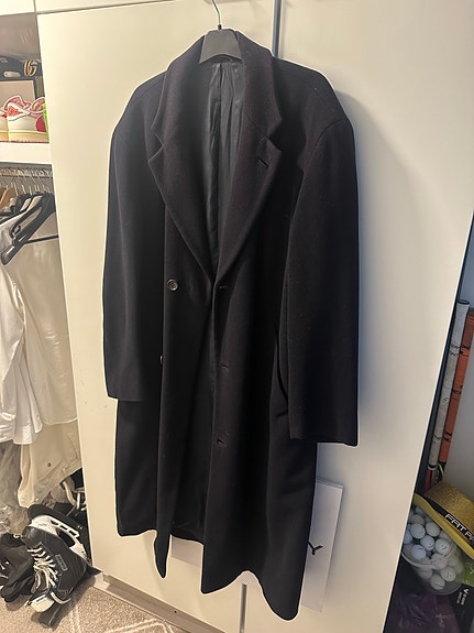 Hugo Boss villakangastakki