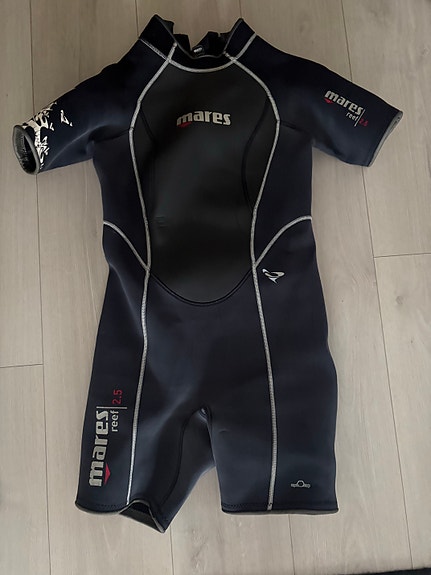 Mares Reef 2.5 märkäpuku