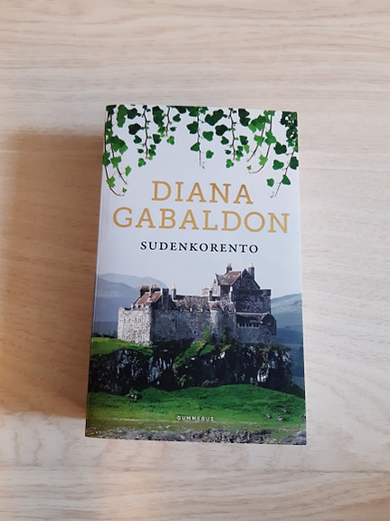 Diana Gabaldon Sudenkorento pokkari