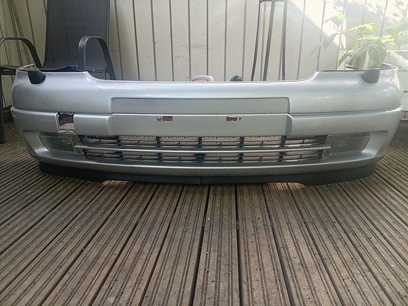 Opel Astra G Etupuskuri 2001vm