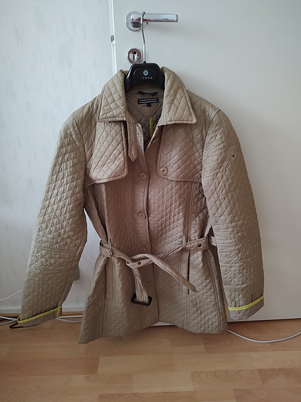 Hilfiger-takki